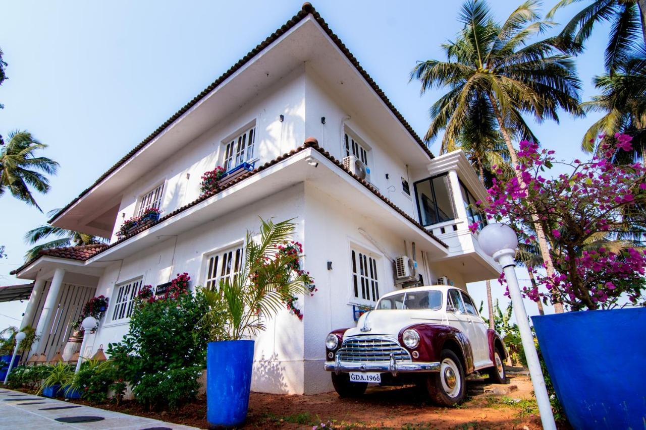 Saligao White House In Goa, Truly Amazing Experience Bed & Breakfast エクステリア 写真