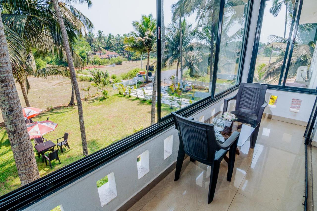 Saligao White House In Goa, Truly Amazing Experience Bed & Breakfast エクステリア 写真