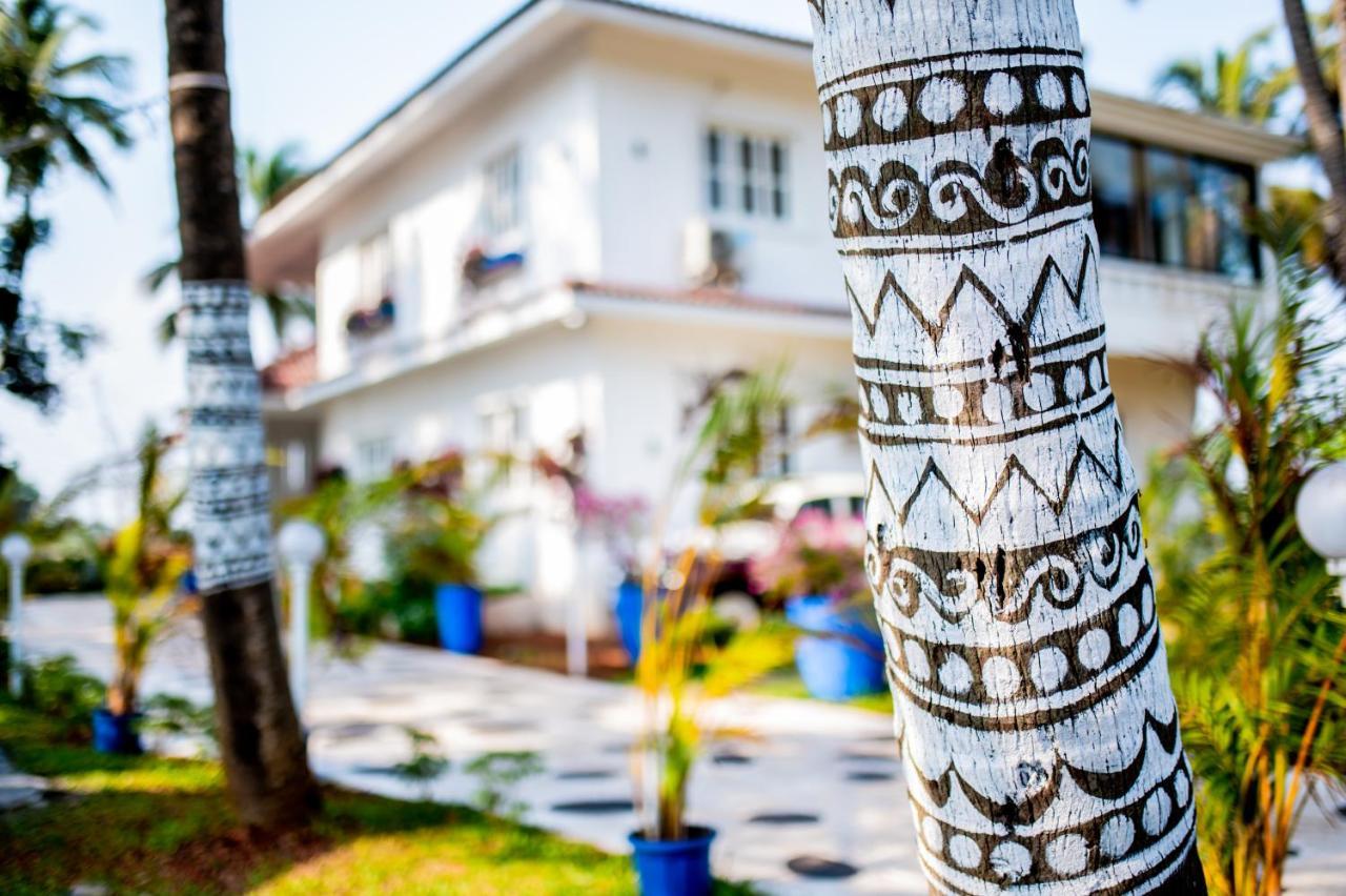 Saligao White House In Goa, Truly Amazing Experience Bed & Breakfast エクステリア 写真